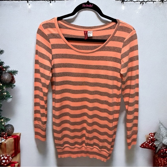 084 H&M | NWOT | Orange Grey Women’s Striped Long-Sleeve Pullover (Size 8) - Picture 3 of 10